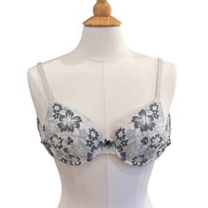 Victoria's Secret Body by Victoria Perfect Shape Push Up Underwire Lace Bra, 34B